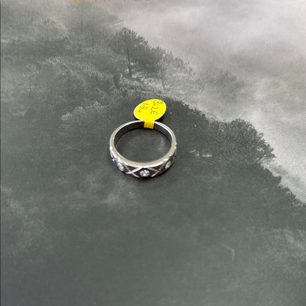 XOXO Elegant 925 Sterling Silver Ring Size 12